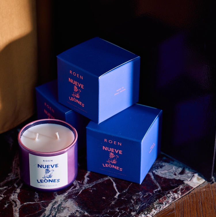 Nueve Leones Candle