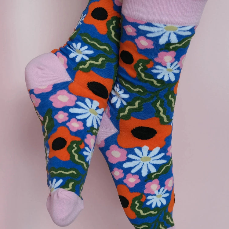 Wavy Daisy Women's Crew Socks